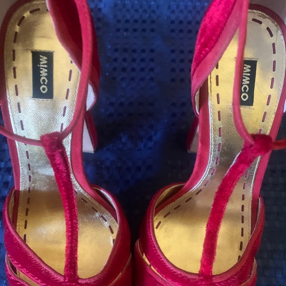 Mimco cherry red ‘Stolen Treasures’ sky high platform sandal heels barely worn. - Picture 4 of 6